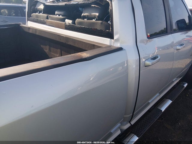 45472438 :رقم المزاد ، 1C6RR6HT0FS755703 vin ، 2015 Ram 1500 Sport مزاد بيع