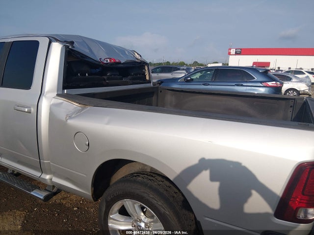 45472438 :رقم المزاد ، 1C6RR6HT0FS755703 vin ، 2015 Ram 1500 Sport مزاد بيع