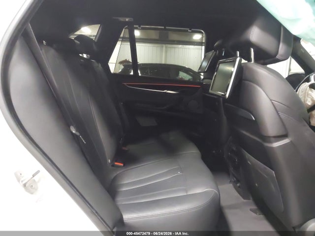 45472479 :رقم المزاد ، 5UXKR6C50G0J81666 vin ، 2016 Bmw X5 Xdrive50i مزاد بيع