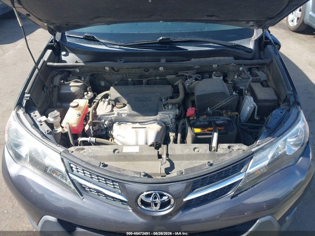 Toyota RAV4 LE 2015 JTMZFREV3FJ050389 Image 10