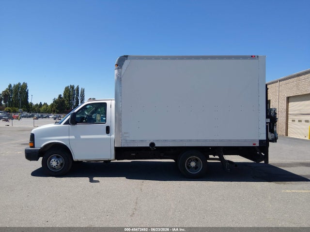 Chevrolet Express Cutaway 3500 2016 1GB3GRCG7G1260801 Image 15