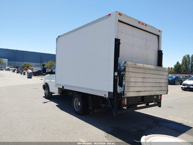 Chevrolet Express Cutaway 3500 2016 1GB3GRCG7G1260801 Image 3