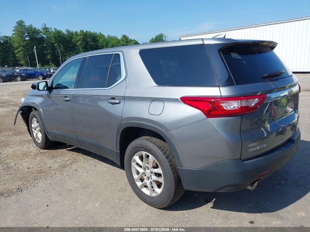 Chevrolet Traverse Ls 2019 1GNERFKW5KJ131381 Image 3
