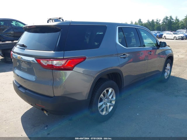 Chevrolet Traverse Ls 2019 1GNERFKW5KJ131381 Image 4