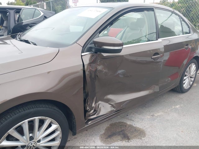 3VWL07AJ8GM203364 Volkswagen Jetta 1.8t Sel
