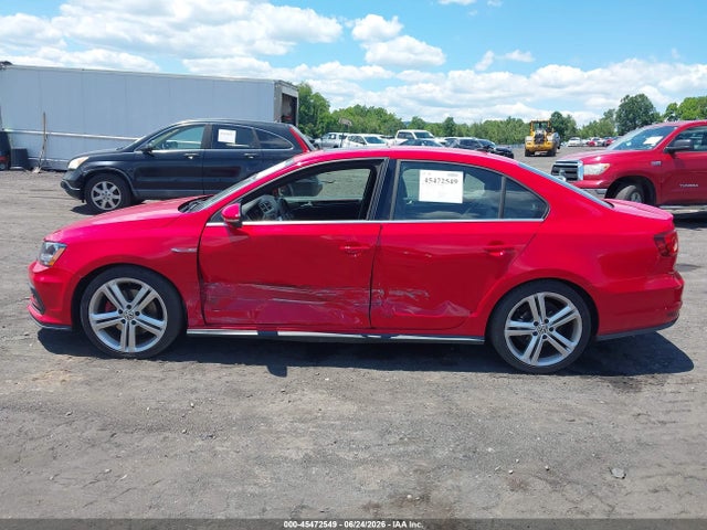 45472549 :رقم المزاد ، 3VW4T7AJ0HM306033 vin ، 2017 Volkswagen Jetta Gli مزاد بيع