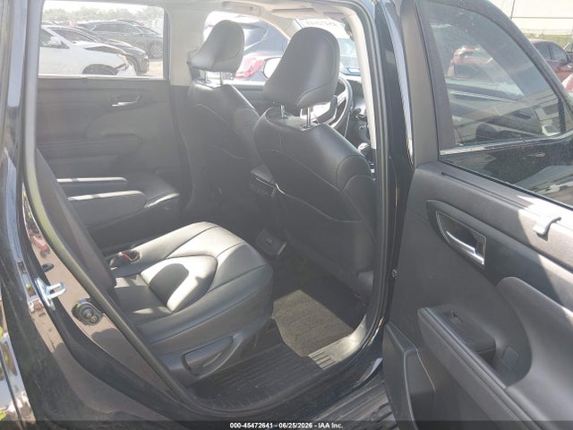 2024 Toyota Highlander Xle მანქანა იყიდება აუქციონზე, vin: 5TDKDRAH7RS052127, აუქციონის ნომერი: 45472641