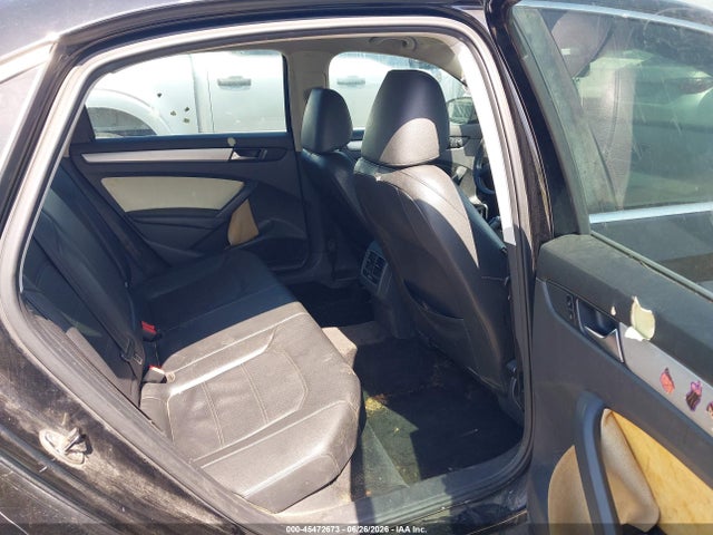 2013 Volkswagen Passat 2.5l Se მანქანა იყიდება აუქციონზე, vin: 1VWBH7A30DC120188, აუქციონის ნომერი: 45472673