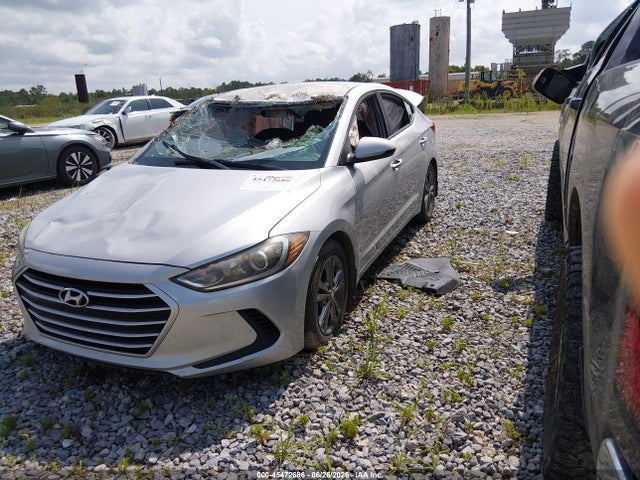 Hyundai ELANTRA SEL 2018 5NPD84LF2JH339722 Image 2