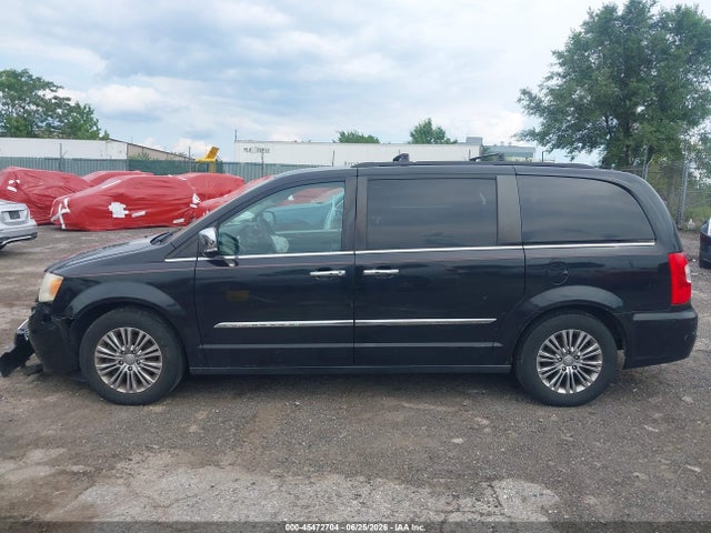 2013 Chrysler Town & Country Touring-l მანქანა იყიდება აუქციონზე, vin: 2C4RC1CG4DR805234, აუქციონის ნომერი: 45472704