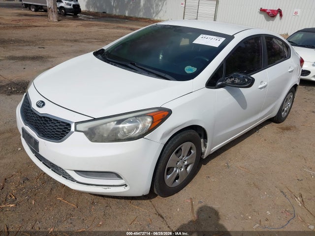 KIA FORTE LX 2016 KNAFK4A62G5544136 Image 2