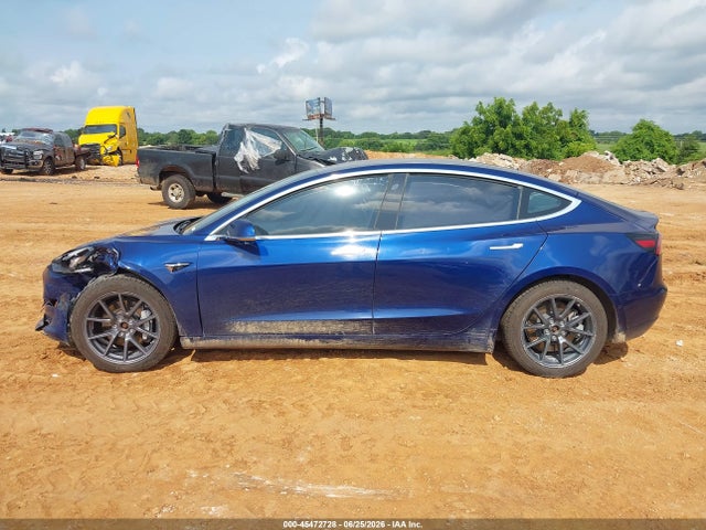 Продажа на аукционе авто 2018 Tesla Model 3 Long Range/performance, vin: 5YJ3E1EB0JF075198, номер лота: 45472728
