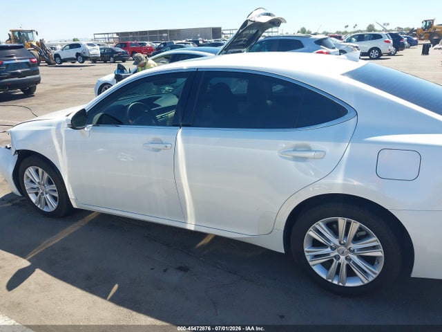 JTHBK1GG7F2165194 Lexus ES 350