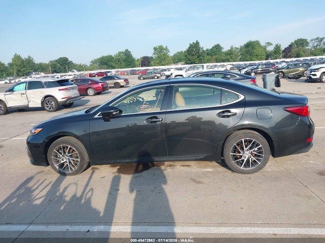 JTHBK1GG1H2252446 Lexus ES 350