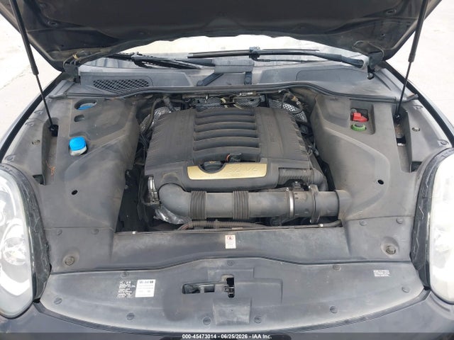 45473014 :رقم المزاد ، WP1AA2A24GLA11118 vin ، 2016 Porsche Cayenne مزاد بيع