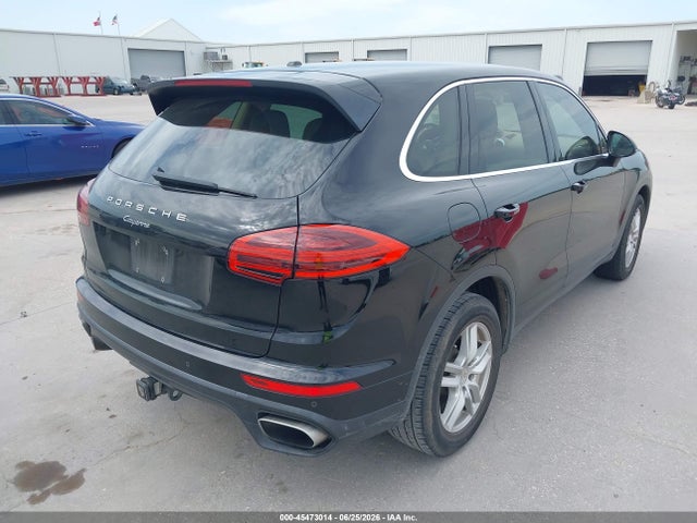 45473014 :رقم المزاد ، WP1AA2A24GLA11118 vin ، 2016 Porsche Cayenne مزاد بيع