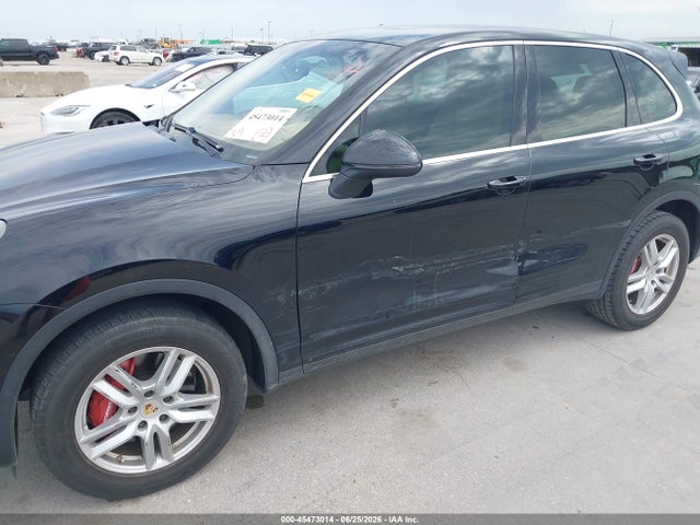 45473014 :رقم المزاد ، WP1AA2A24GLA11118 vin ، 2016 Porsche Cayenne مزاد بيع