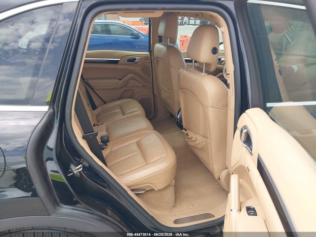 45473014 :رقم المزاد ، WP1AA2A24GLA11118 vin ، 2016 Porsche Cayenne مزاد بيع