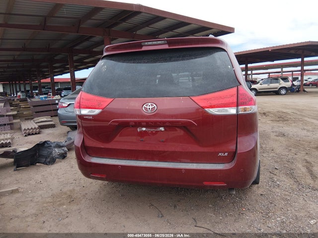 5TDYK3DC3ES427115 Toyota Sienna Xle V6 8 Passenger