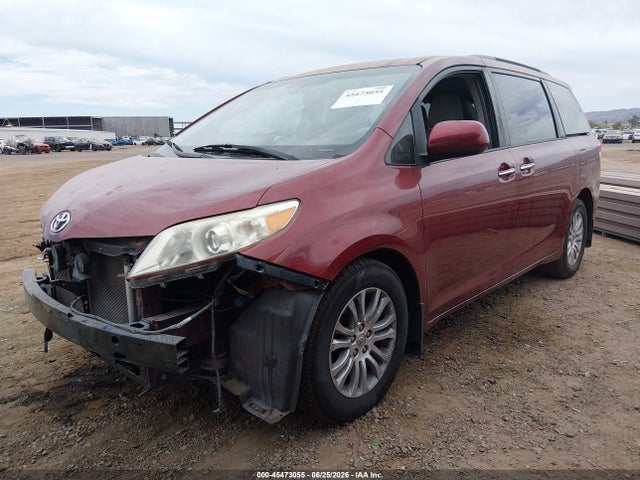 5TDYK3DC3ES427115 Toyota Sienna Xle V6 8 Passenger