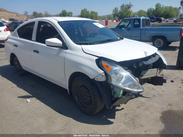 2018 3N1CN7AP7JL802149 main image