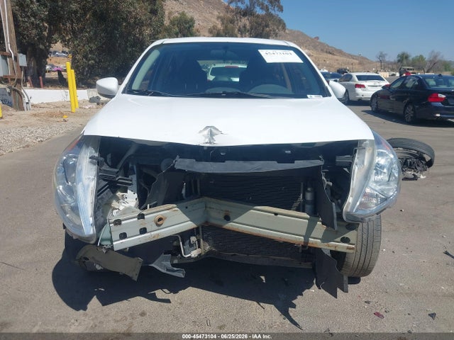 3N1CN7AP7JL802149 Nissan Versa 1.6 S