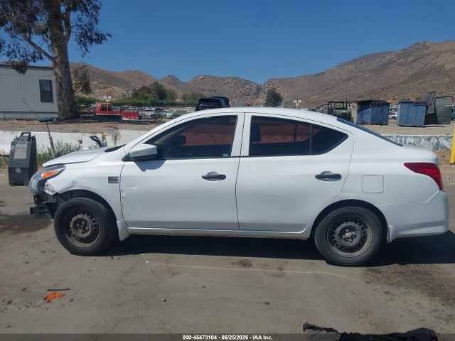 3N1CN7AP7JL802149 Nissan Versa 1.6 S