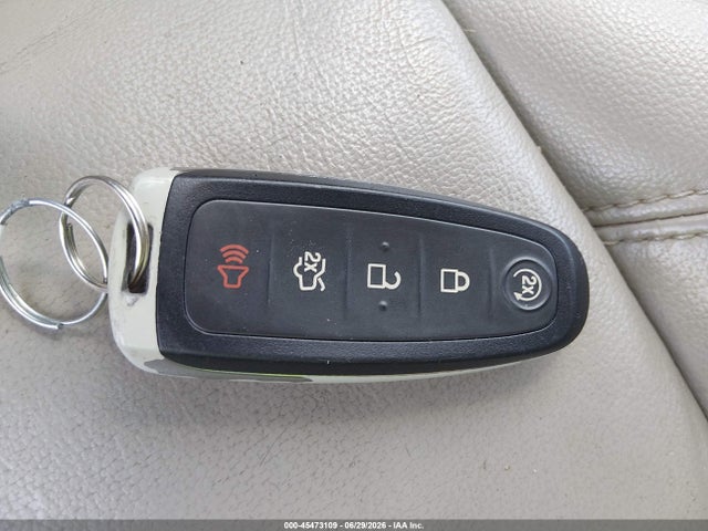 45473109 :رقم المزاد ، 1FMCU9J95JUA42057 vin ، 2018 Ford Escape Titanium مزاد بيع
