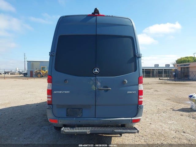 WD3PE7CD6JP645424 Mercedes-Benz Sprinter 2500 Standard Roof V6