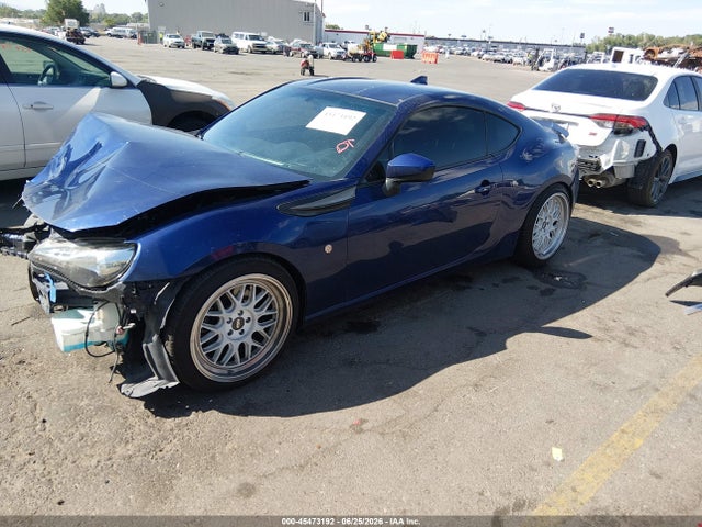 Toyota 86 2017 JF1ZNAA10H8709052 Image 2