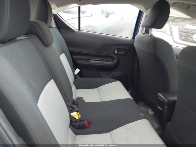 Toyota Prius C Three 2016 JTDKDTB38G1136743 Image 8