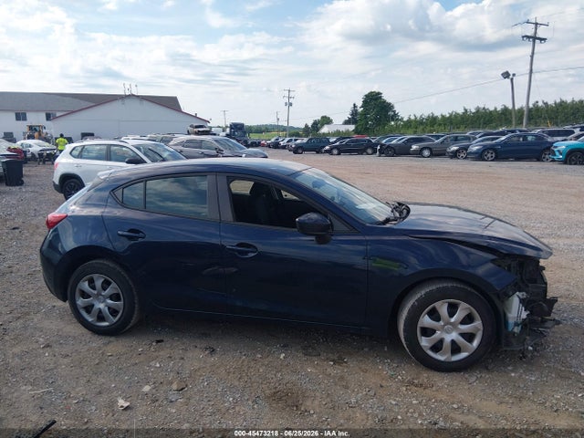 2015 Mazda Mazda3 I Sport მანქანა იყიდება აუქციონზე, vin: 3MZBM1K76FM173683, აუქციონის ნომერი: 45473218