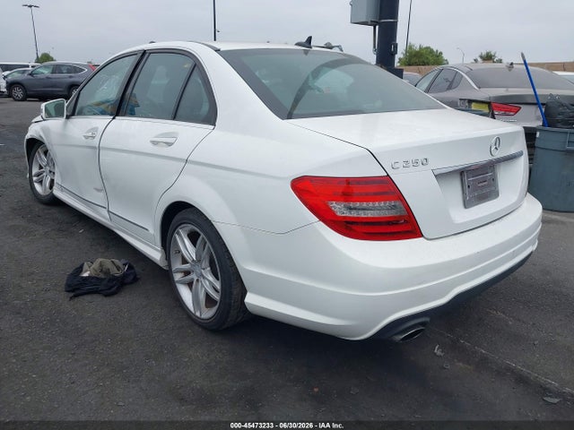 Aukcja sprzedaży 2013 Mercedes-benz C 250 Sport, vin: WDDGF4HB4DR266932, numer aukcji: 45473233