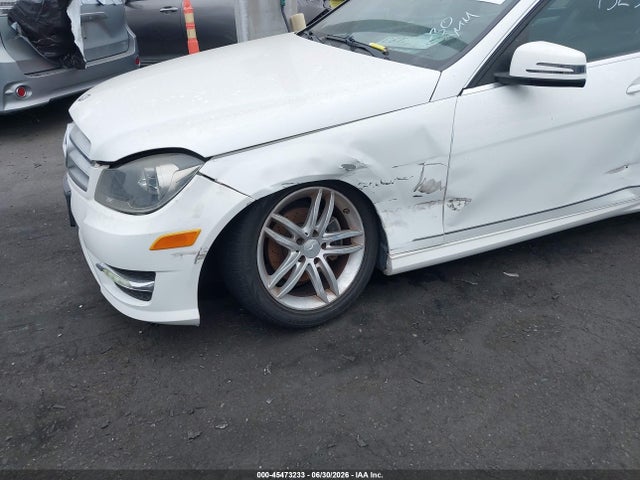 Aukcja sprzedaży 2013 Mercedes-benz C 250 Sport, vin: WDDGF4HB4DR266932, numer aukcji: 45473233