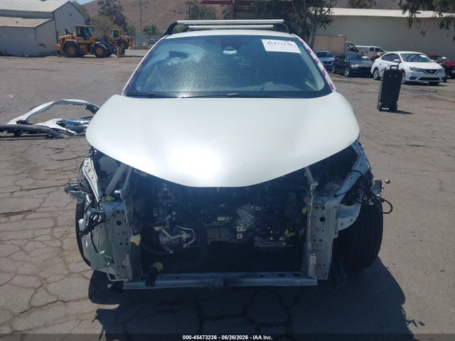JTNKHMBX4M1095547 Toyota C-HR LE