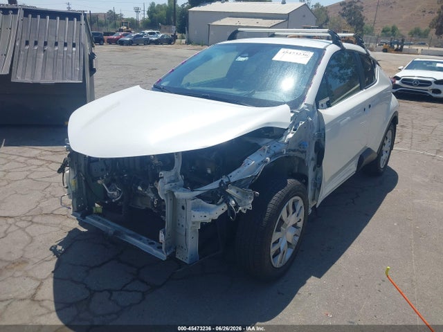 JTNKHMBX4M1095547 Toyota C-HR LE