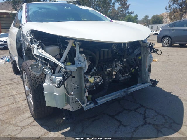 JTNKHMBX4M1095547 Toyota C-HR LE