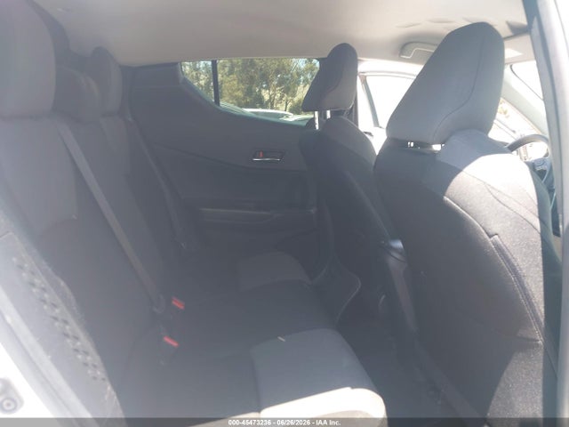 JTNKHMBX4M1095547 Toyota C-HR LE