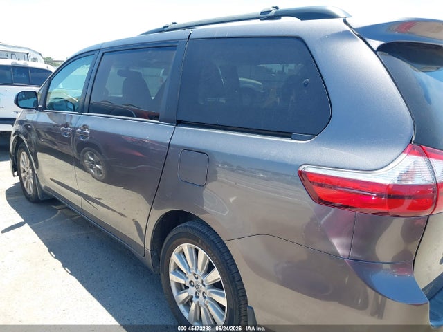 Toyota Sienna Le 7 Passenger 2017 5TDJZ3DC3HS164836 Image 14