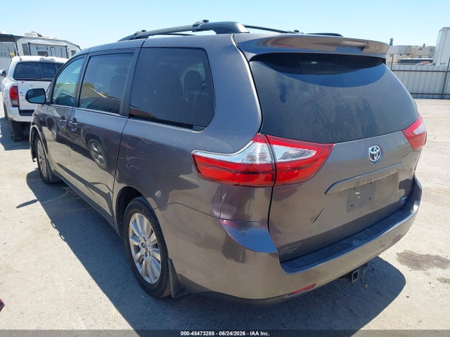 Toyota Sienna Le 7 Passenger 2017 5TDJZ3DC3HS164836 Image 3