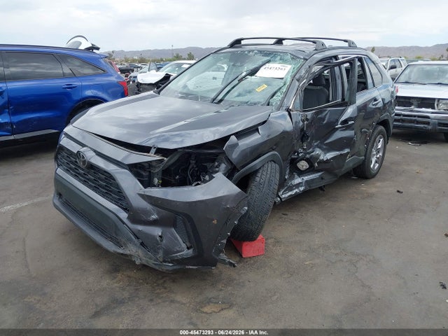 Toyota Rav4 Xle 2023 2T3W1RFV0PC220423 Image 2