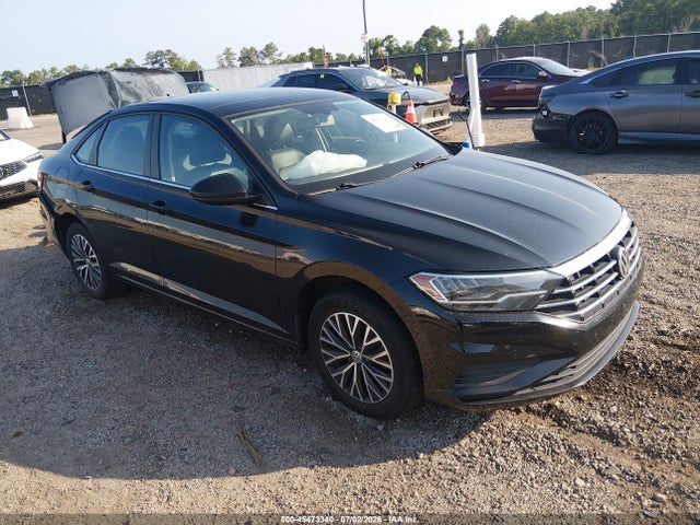 45473340 :رقم المزاد ، 3VWC57BU1MM014576 vin ، 2021 Volkswagen Jetta 1.4t R-line/1.4t Se/s مزاد بيع