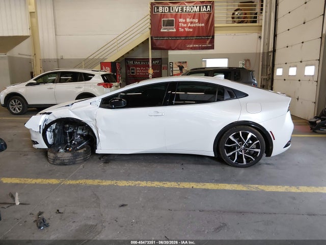 45473351 :رقم المزاد ، JTDACACU0S3044713 vin ، 2025 Toyota Prius Plug-in Hybrid Xse مزاد بيع