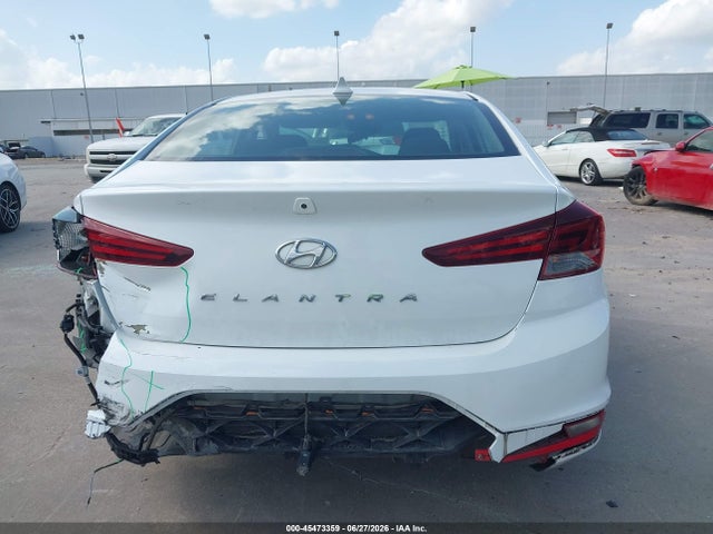 Продажа на аукционе авто 2019 Hyundai Elantra Sel, vin: 5NPD84LF0KH475980, номер лота: 45473359