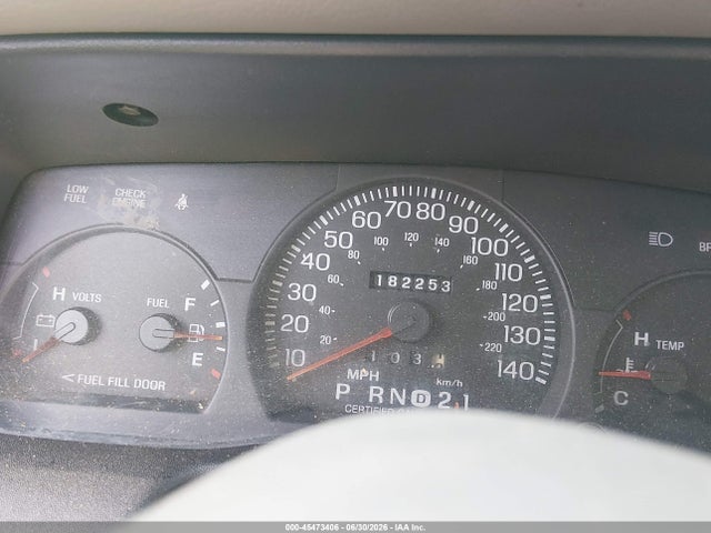 2000 Ford Crown Victoria Police Interceptor მანქანა იყიდება აუქციონზე, vin: 2FAFP71WXYX167325, აუქციონის ნომერი: 45473406