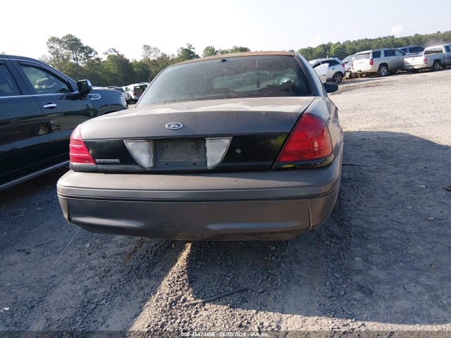 2000 Ford Crown Victoria Police Interceptor მანქანა იყიდება აუქციონზე, vin: 2FAFP71WXYX167325, აუქციონის ნომერი: 45473406