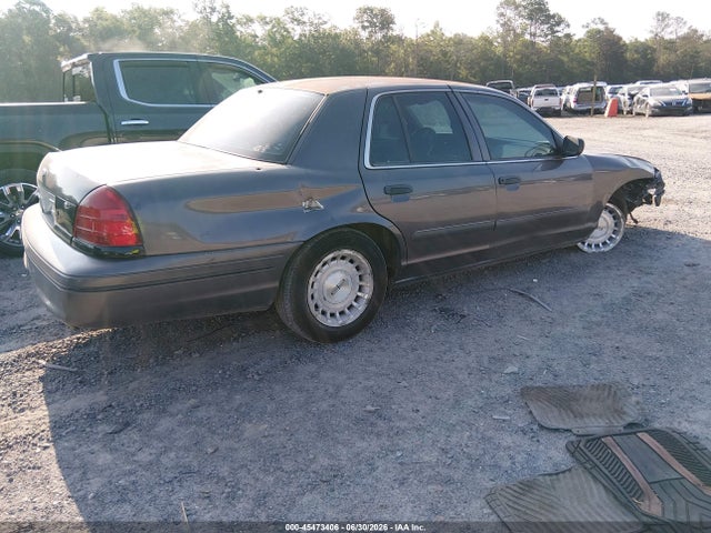 2000 Ford Crown Victoria Police Interceptor მანქანა იყიდება აუქციონზე, vin: 2FAFP71WXYX167325, აუქციონის ნომერი: 45473406