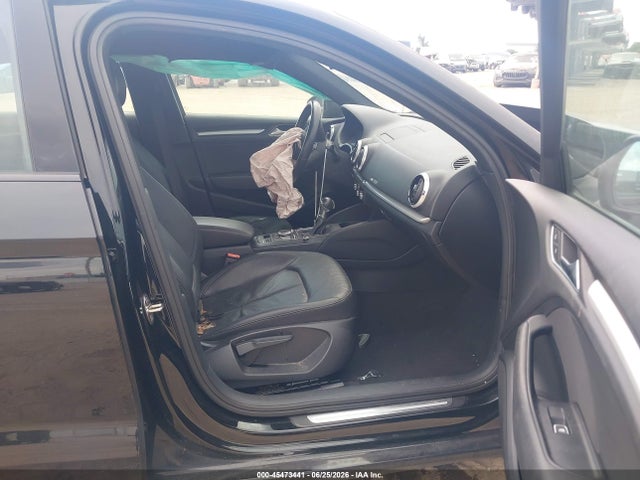 Aukcja sprzedaży 2019 Audi A3 40 Premium/40 Titanium Premium, vin: WAUAUGFF2KA085124, numer aukcji: 45473441