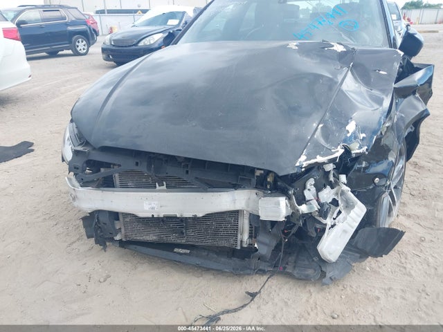 Aukcja sprzedaży 2019 Audi A3 40 Premium/40 Titanium Premium, vin: WAUAUGFF2KA085124, numer aukcji: 45473441