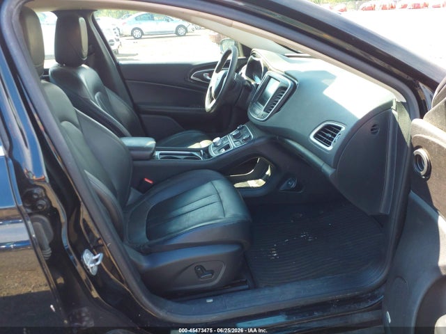 45473475 :رقم المزاد ، 1C3CCCCG3FN524628 vin ، 2015 Chrysler 200 C مزاد بيع